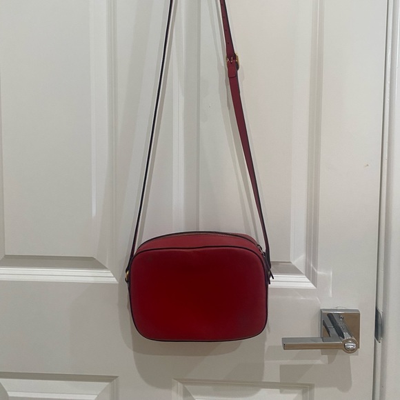 Gucci Red Leather Webby Bee Crossbody Bag - Picture 3 of 4